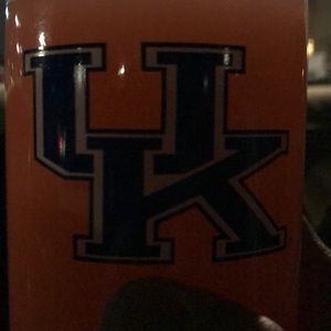 Meet your Posher, Vicky